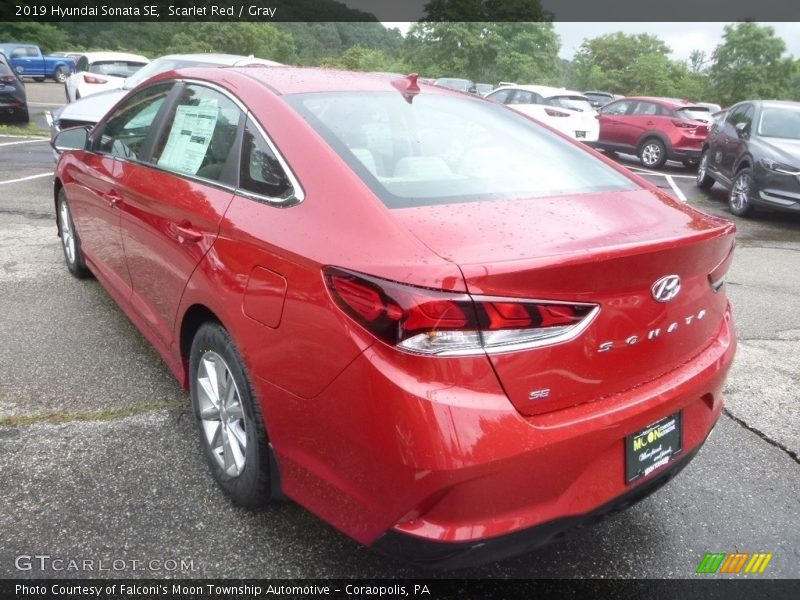 Scarlet Red / Gray 2019 Hyundai Sonata SE