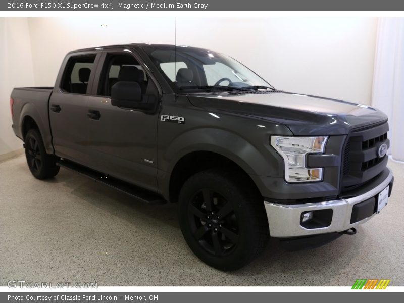 Magnetic / Medium Earth Gray 2016 Ford F150 XL SuperCrew 4x4
