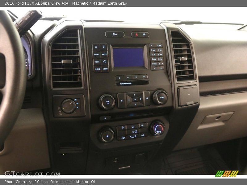 Magnetic / Medium Earth Gray 2016 Ford F150 XL SuperCrew 4x4