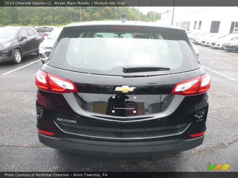 Mosaic Black Metallic / Medium Ash Gray 2019 Chevrolet Equinox LS
