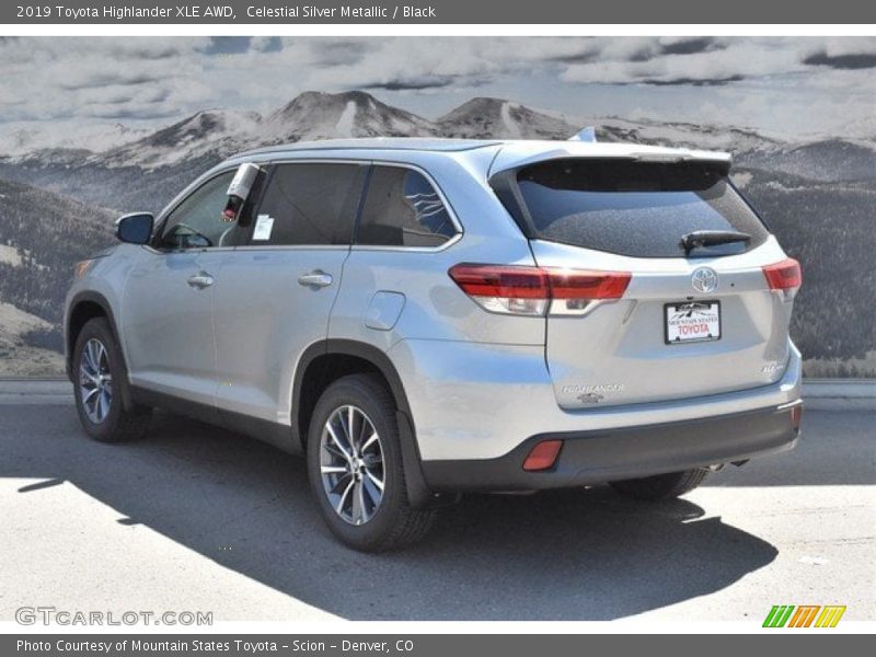 Celestial Silver Metallic / Black 2019 Toyota Highlander XLE AWD