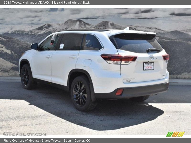 Blizzard Pearl White / Black 2019 Toyota Highlander SE AWD