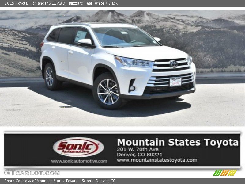 Blizzard Pearl White / Black 2019 Toyota Highlander XLE AWD