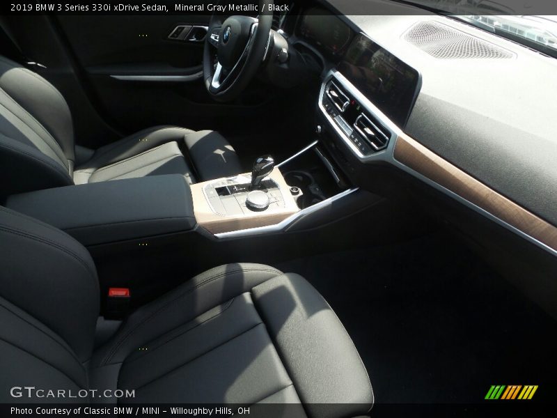 Mineral Gray Metallic / Black 2019 BMW 3 Series 330i xDrive Sedan