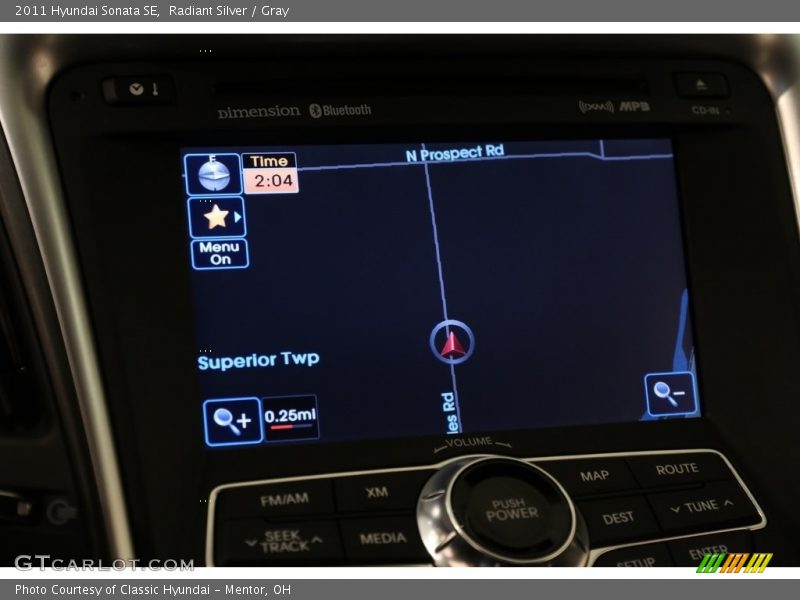 Radiant Silver / Gray 2011 Hyundai Sonata SE