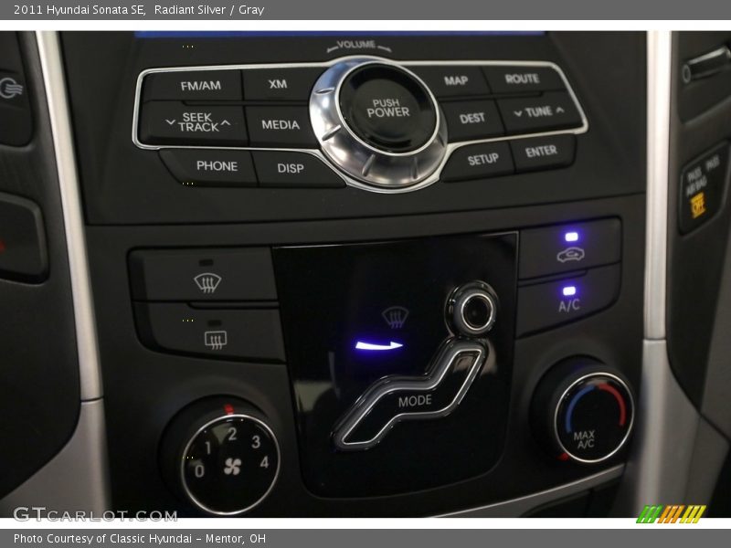Radiant Silver / Gray 2011 Hyundai Sonata SE