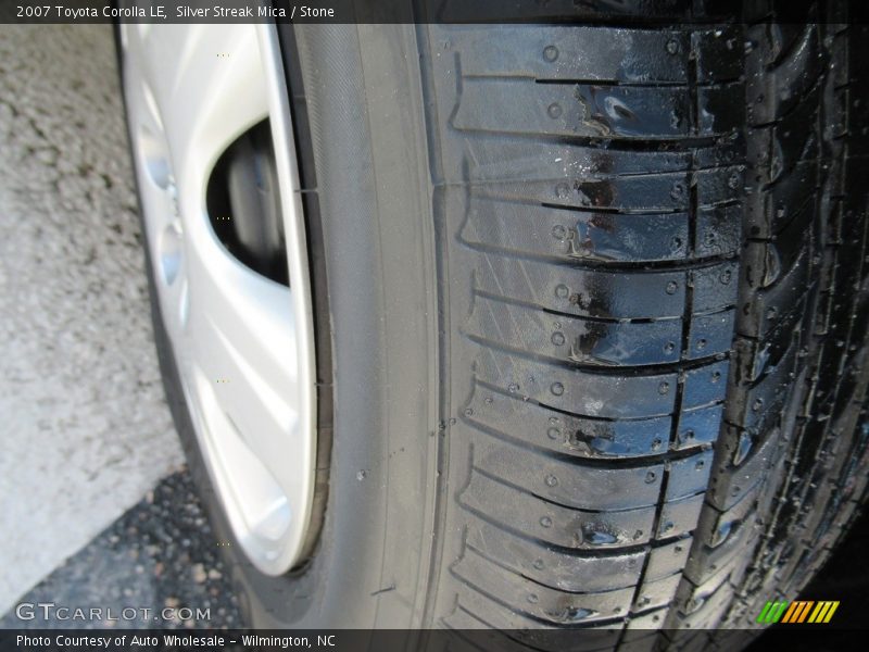 Silver Streak Mica / Stone 2007 Toyota Corolla LE