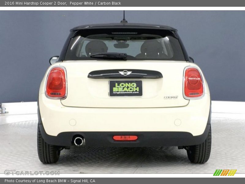 Pepper White / Carbon Black 2016 Mini Hardtop Cooper 2 Door