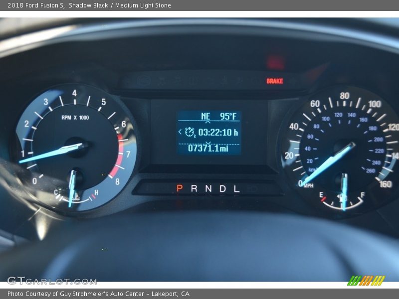 Shadow Black / Medium Light Stone 2018 Ford Fusion S