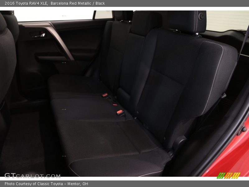 Barcelona Red Metallic / Black 2016 Toyota RAV4 XLE
