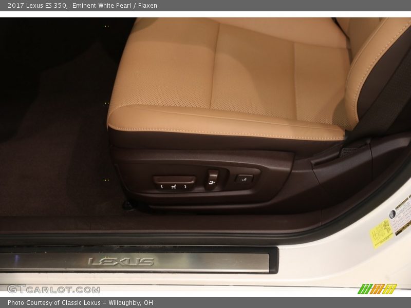 Eminent White Pearl / Flaxen 2017 Lexus ES 350
