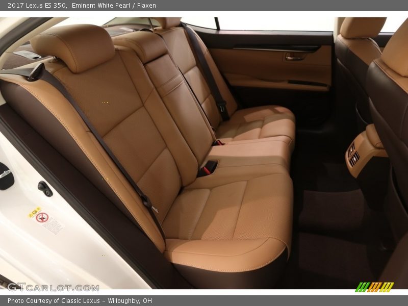 Eminent White Pearl / Flaxen 2017 Lexus ES 350
