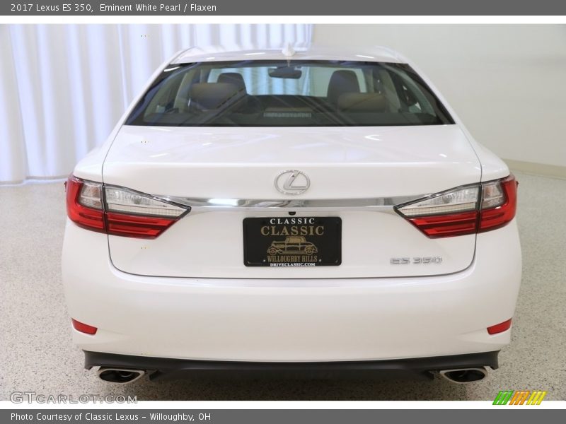 Eminent White Pearl / Flaxen 2017 Lexus ES 350