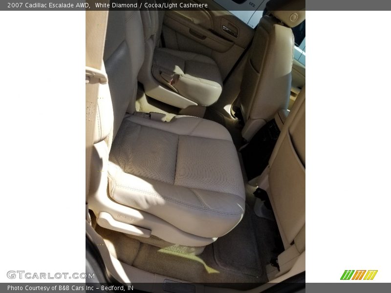 White Diamond / Cocoa/Light Cashmere 2007 Cadillac Escalade AWD