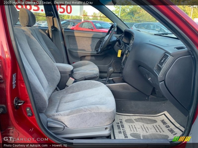 Electric Red Metallic / Gray 2005 Hyundai Elantra GLS Sedan