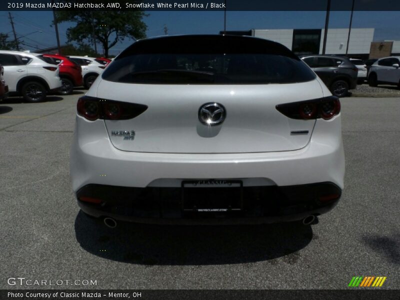 Snowflake White Pearl Mica / Black 2019 Mazda MAZDA3 Hatchback AWD