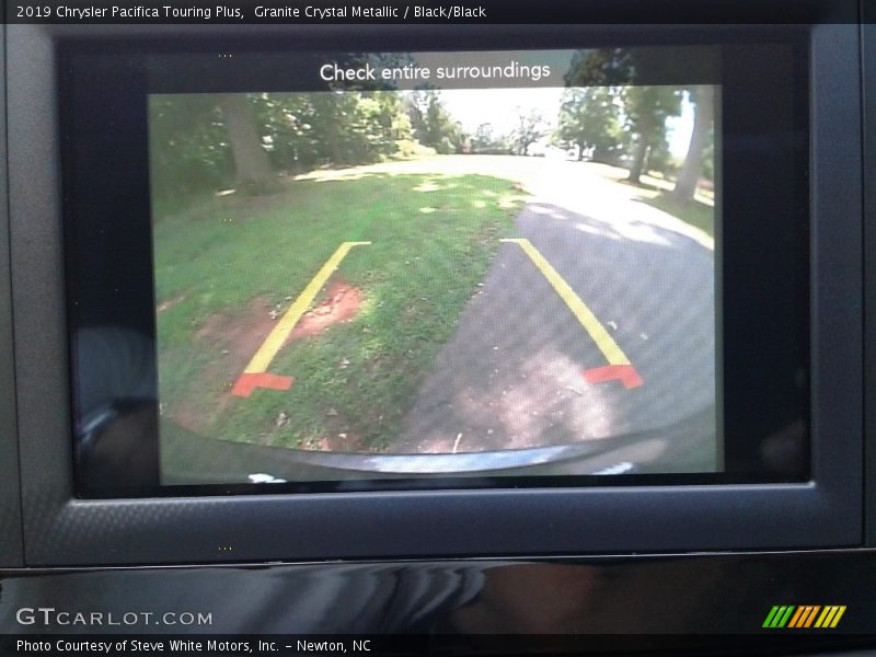 Granite Crystal Metallic / Black/Black 2019 Chrysler Pacifica Touring Plus