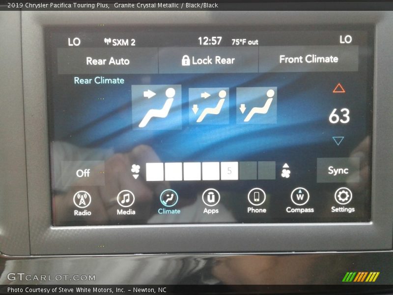 Granite Crystal Metallic / Black/Black 2019 Chrysler Pacifica Touring Plus