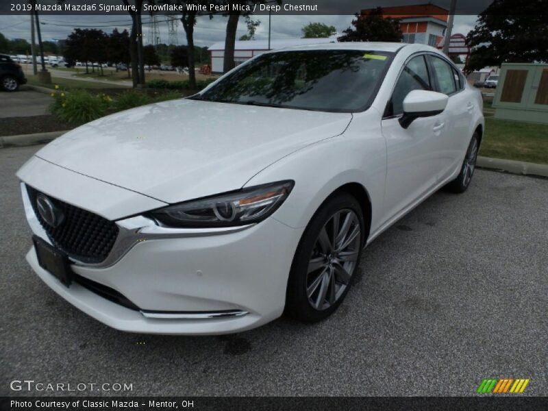 Front 3/4 View of 2019 Mazda6 Signature