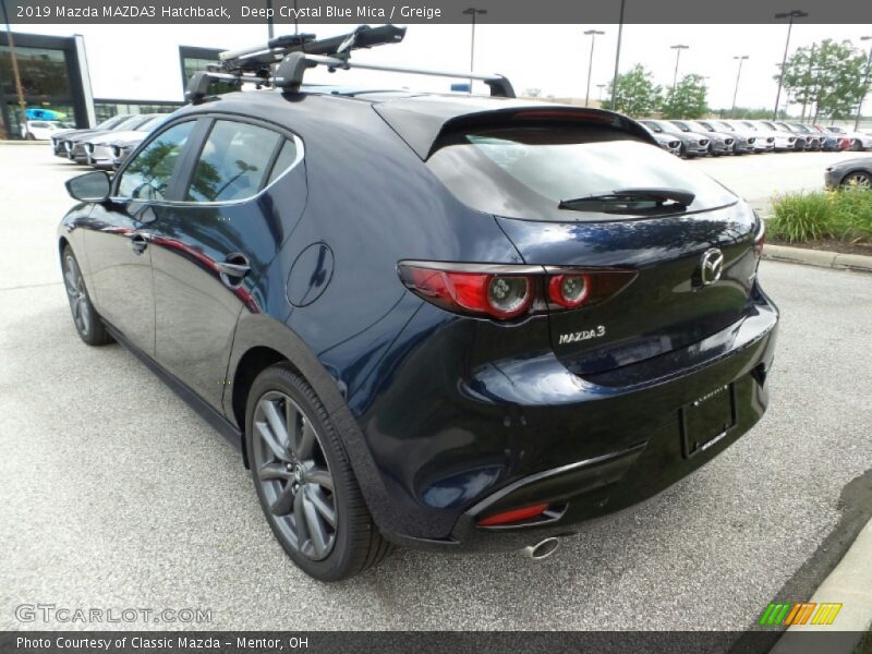 Deep Crystal Blue Mica / Greige 2019 Mazda MAZDA3 Hatchback