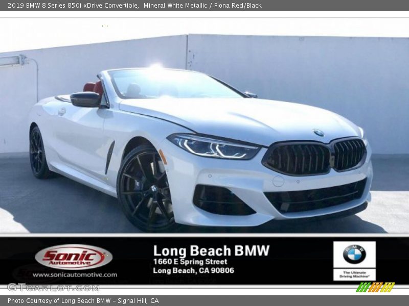 Mineral White Metallic / Fiona Red/Black 2019 BMW 8 Series 850i xDrive Convertible