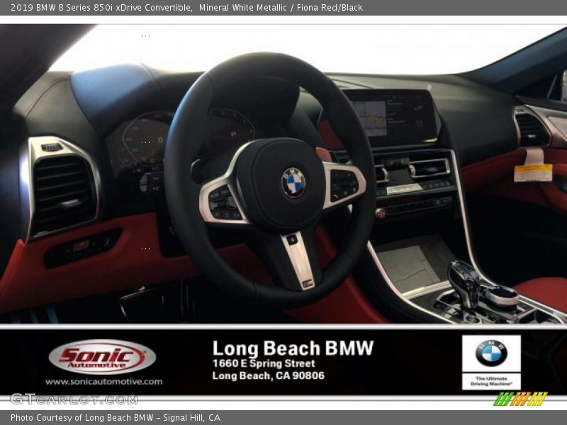 Mineral White Metallic / Fiona Red/Black 2019 BMW 8 Series 850i xDrive Convertible