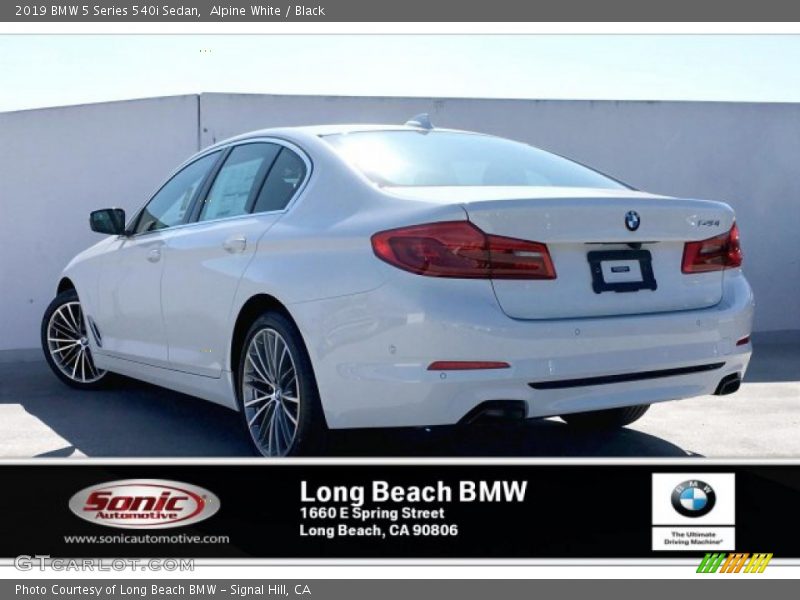 Alpine White / Black 2019 BMW 5 Series 540i Sedan
