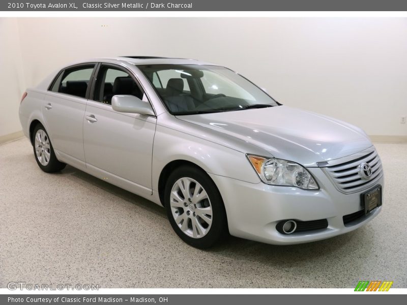 Classic Silver Metallic / Dark Charcoal 2010 Toyota Avalon XL