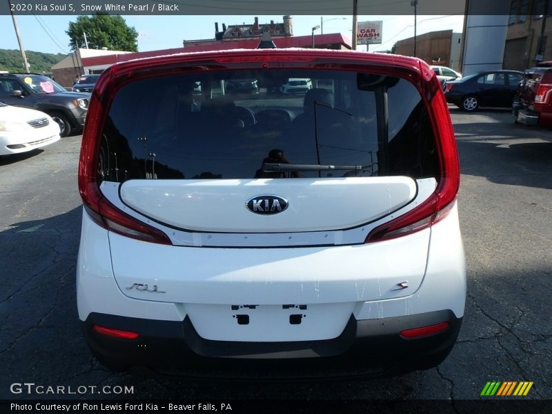 Snow White Pearl / Black 2020 Kia Soul S