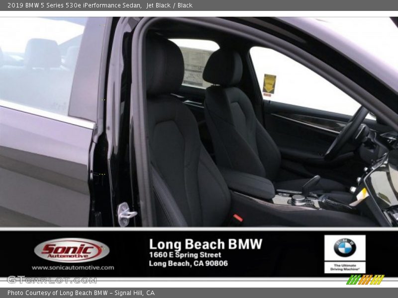 Jet Black / Black 2019 BMW 5 Series 530e iPerformance Sedan