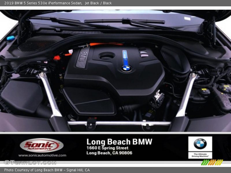 Jet Black / Black 2019 BMW 5 Series 530e iPerformance Sedan