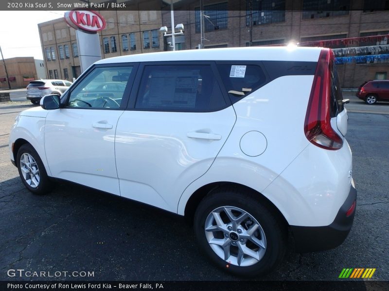 Snow White Pearl / Black 2020 Kia Soul S