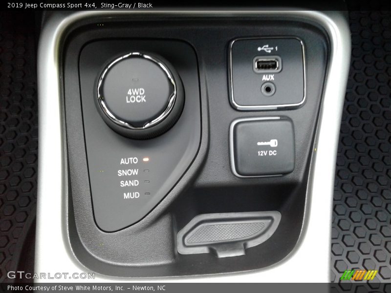 Sting-Gray / Black 2019 Jeep Compass Sport 4x4