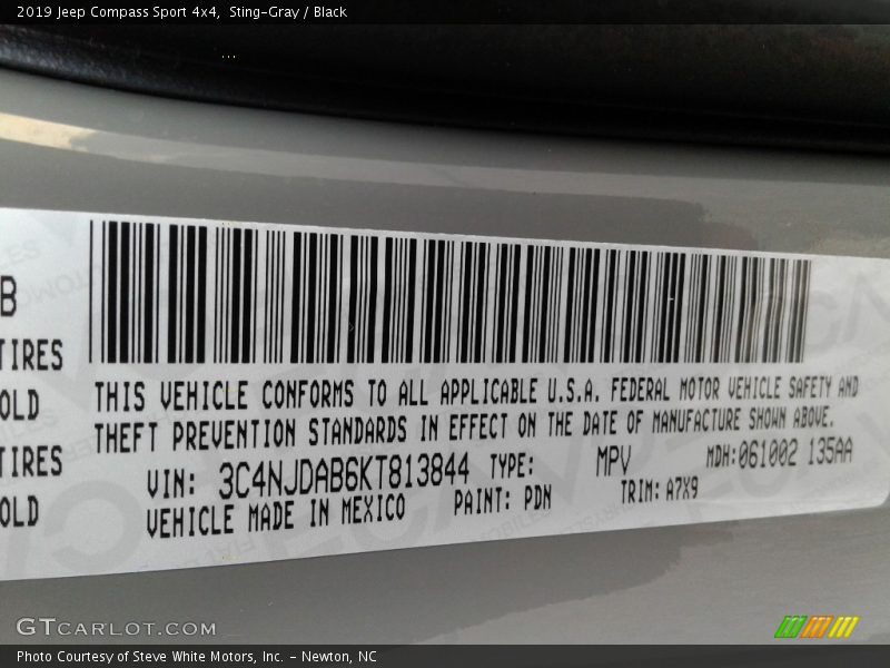 Sting-Gray / Black 2019 Jeep Compass Sport 4x4