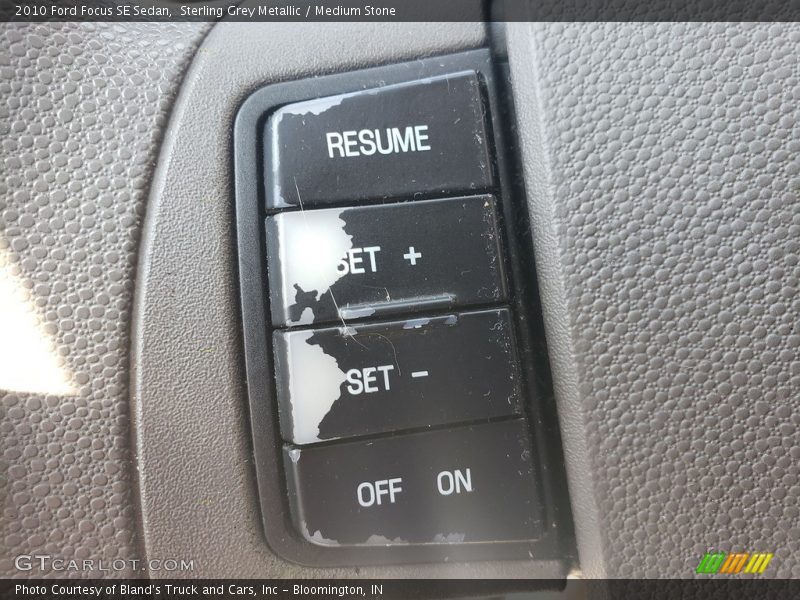 Sterling Grey Metallic / Medium Stone 2010 Ford Focus SE Sedan