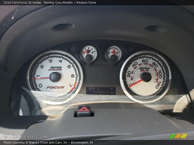Sterling Grey Metallic / Medium Stone 2010 Ford Focus SE Sedan