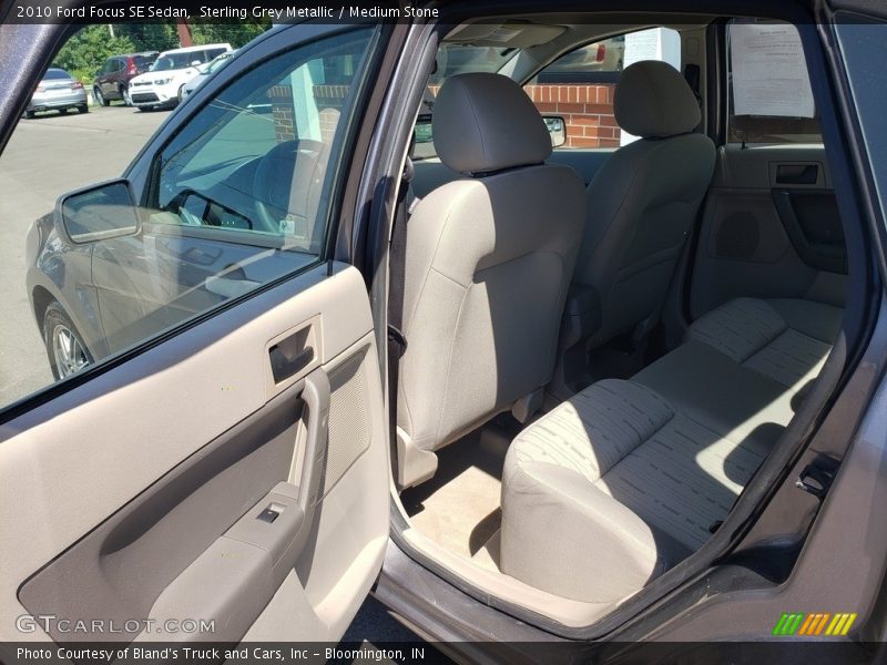 Sterling Grey Metallic / Medium Stone 2010 Ford Focus SE Sedan