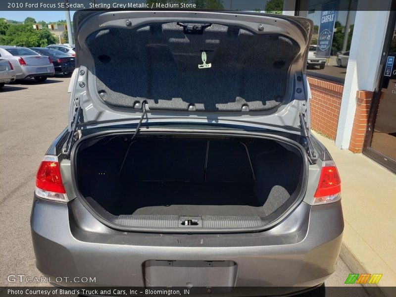 Sterling Grey Metallic / Medium Stone 2010 Ford Focus SE Sedan
