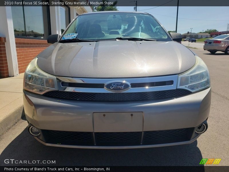Sterling Grey Metallic / Medium Stone 2010 Ford Focus SE Sedan