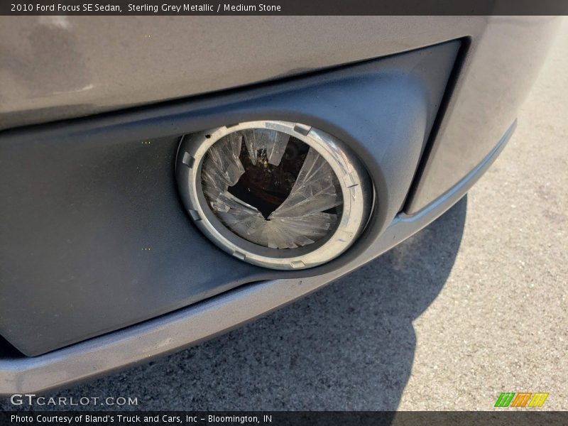 Sterling Grey Metallic / Medium Stone 2010 Ford Focus SE Sedan