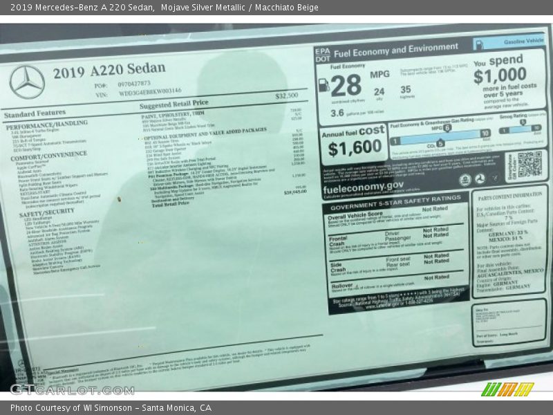 Mojave Silver Metallic / Macchiato Beige 2019 Mercedes-Benz A 220 Sedan