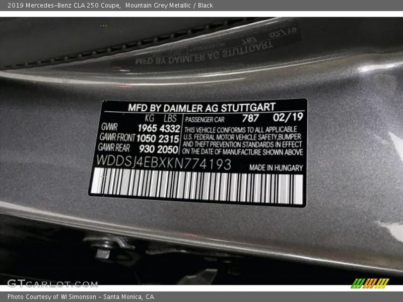 Mountain Grey Metallic / Black 2019 Mercedes-Benz CLA 250 Coupe