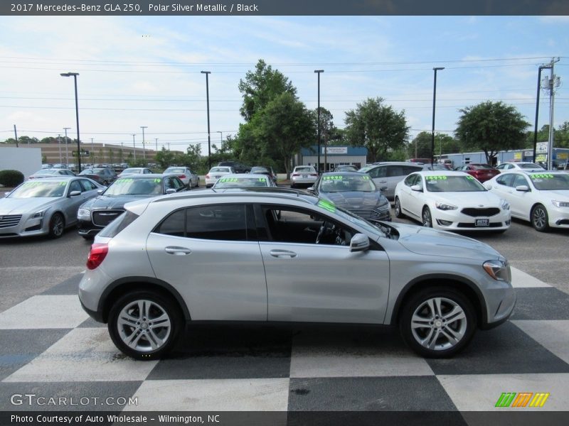 Polar Silver Metallic / Black 2017 Mercedes-Benz GLA 250