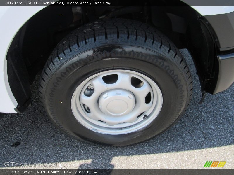 Oxford White / Earth Gray 2017 Ford F150 XL SuperCab 4x4