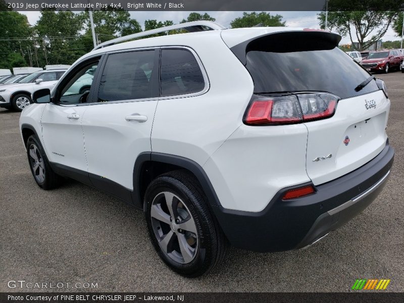 Bright White / Black 2019 Jeep Cherokee Latitude Plus 4x4
