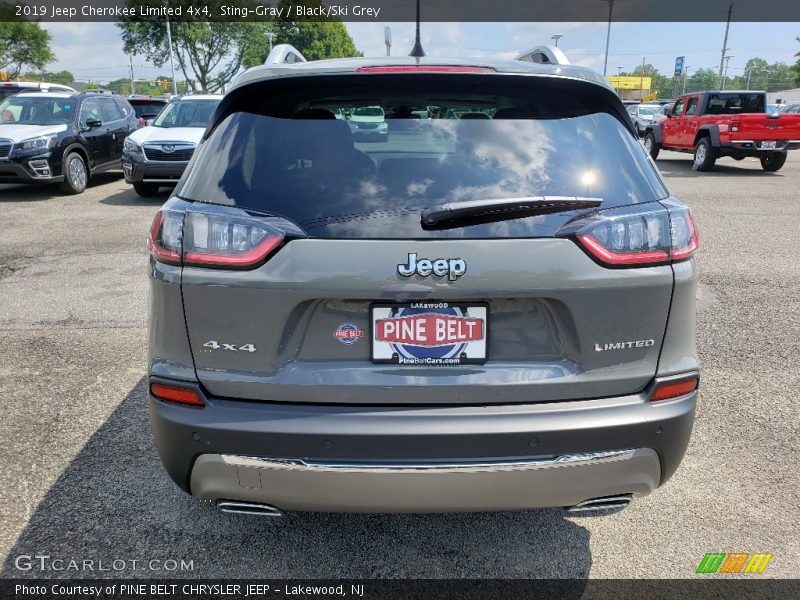 Sting-Gray / Black/Ski Grey 2019 Jeep Cherokee Limited 4x4