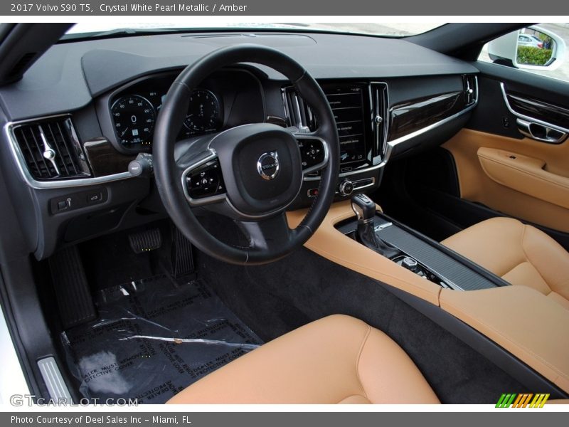  2017 S90 T5 Amber Interior