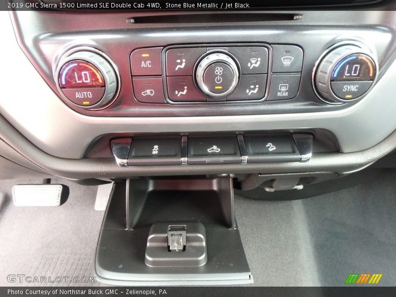 Controls of 2019 Sierra 1500 Limited SLE Double Cab 4WD