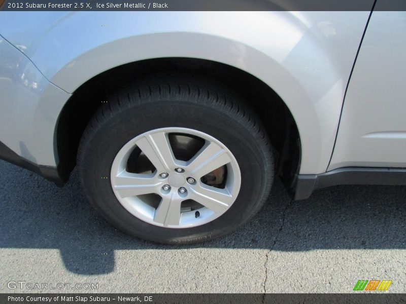 Ice Silver Metallic / Black 2012 Subaru Forester 2.5 X