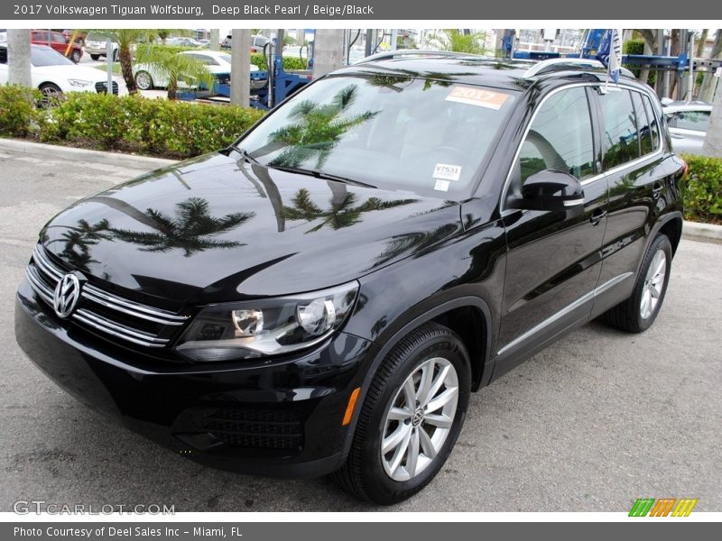 Deep Black Pearl / Beige/Black 2017 Volkswagen Tiguan Wolfsburg